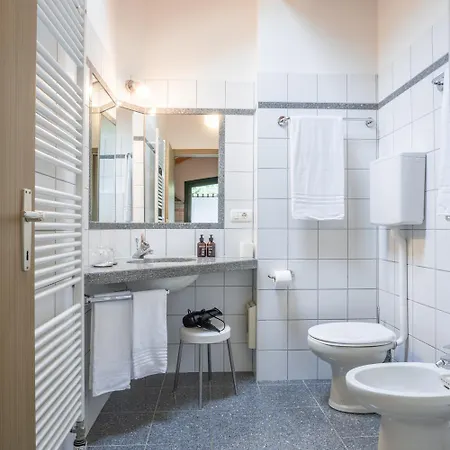 Aparthotel Al Trovante - Gardaslowemotion